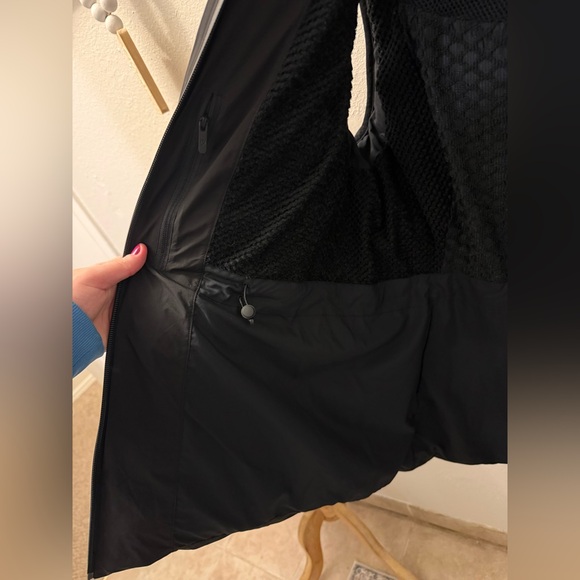 Lululemon Puffer Vest - Picture 8 of 15